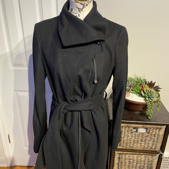 MaxAzaria Collection Wool Ruched Belt Rob Kimono One button Wrap Draped Runaway - Picture 3 of 8